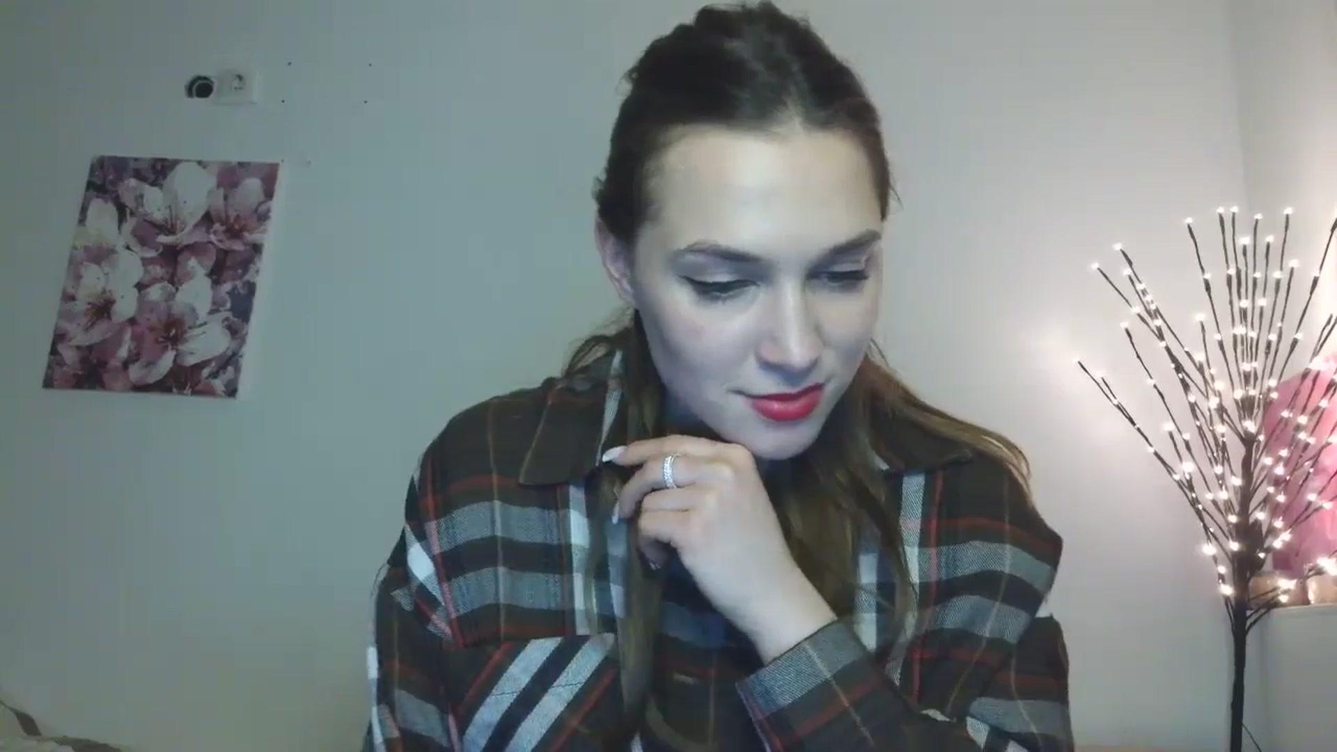 Gallery image thumbnail from HaleyReed's myfreecams stream on, 01/29/2026, 16:47 image 10 of 20
