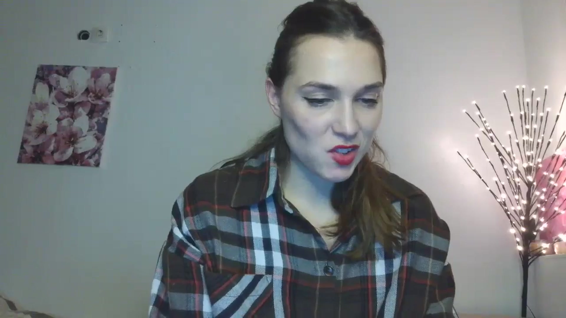 Gallery image thumbnail from HaleyReed's myfreecams stream on, 01/29/2026, 16:47 image 6 of 20