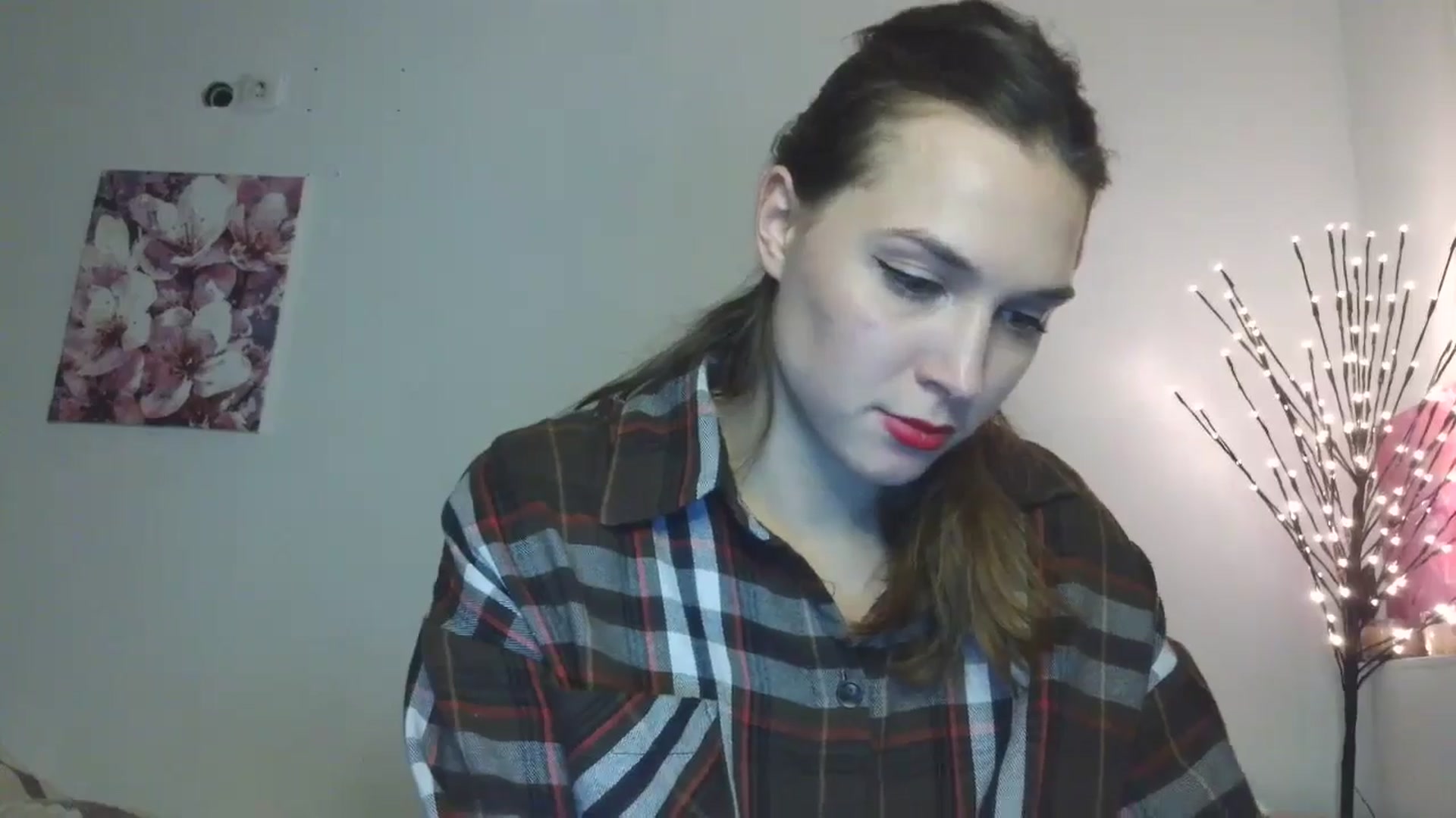 Gallery image thumbnail from HaleyReed's myfreecams stream on, 01/29/2026, 16:47 image 5 of 20