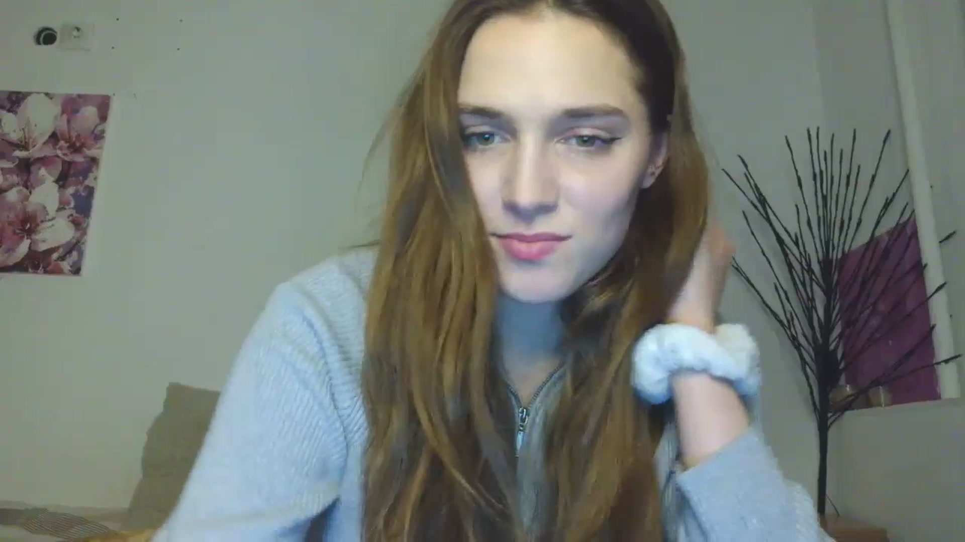 Gallery image thumbnail from HaleyReed's myfreecams stream on, 01/30/2026, 17:05 image 9 of 20