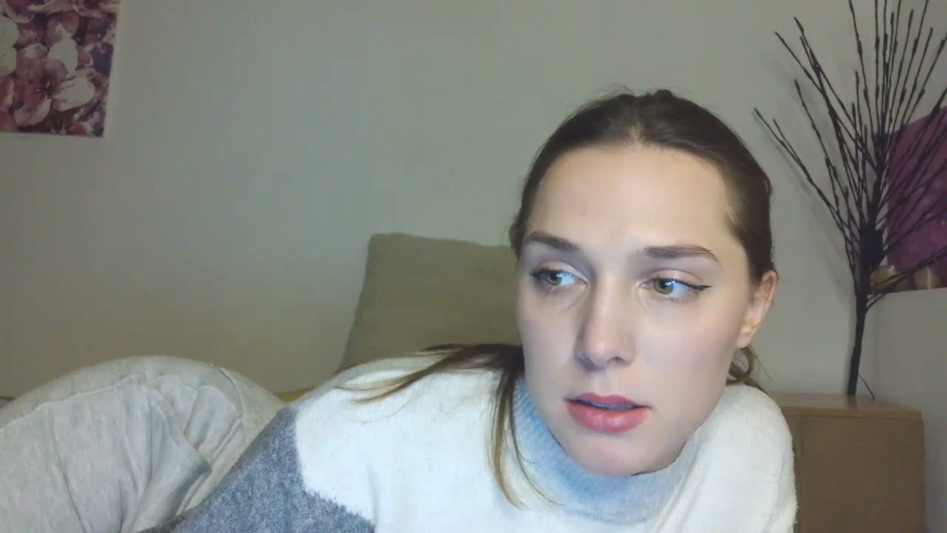Gallery image thumbnail from HaleyReed's myfreecams stream on, 02/01/2026, 17:20 image 6 of 20