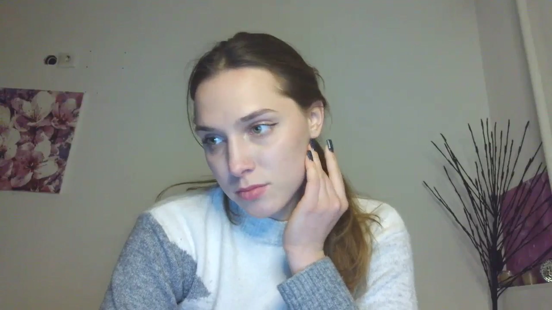 Gallery image thumbnail from HaleyReed's myfreecams stream on, 02/01/2026, 17:20 image 14 of 20