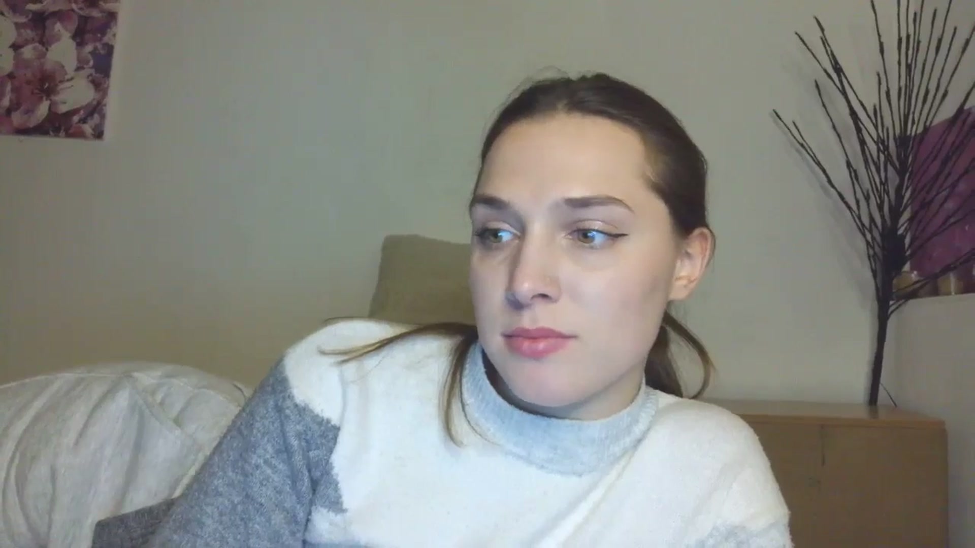 Gallery image thumbnail from HaleyReed's myfreecams stream on, 02/01/2026, 17:20 image 9 of 20