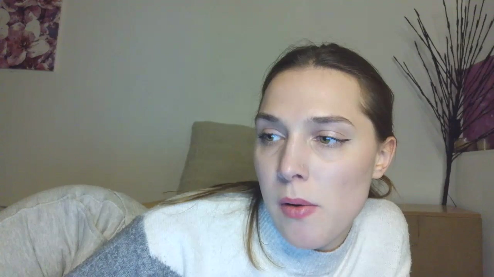 Gallery image thumbnail from HaleyReed's myfreecams stream on, 02/01/2026, 17:20 image 4 of 20