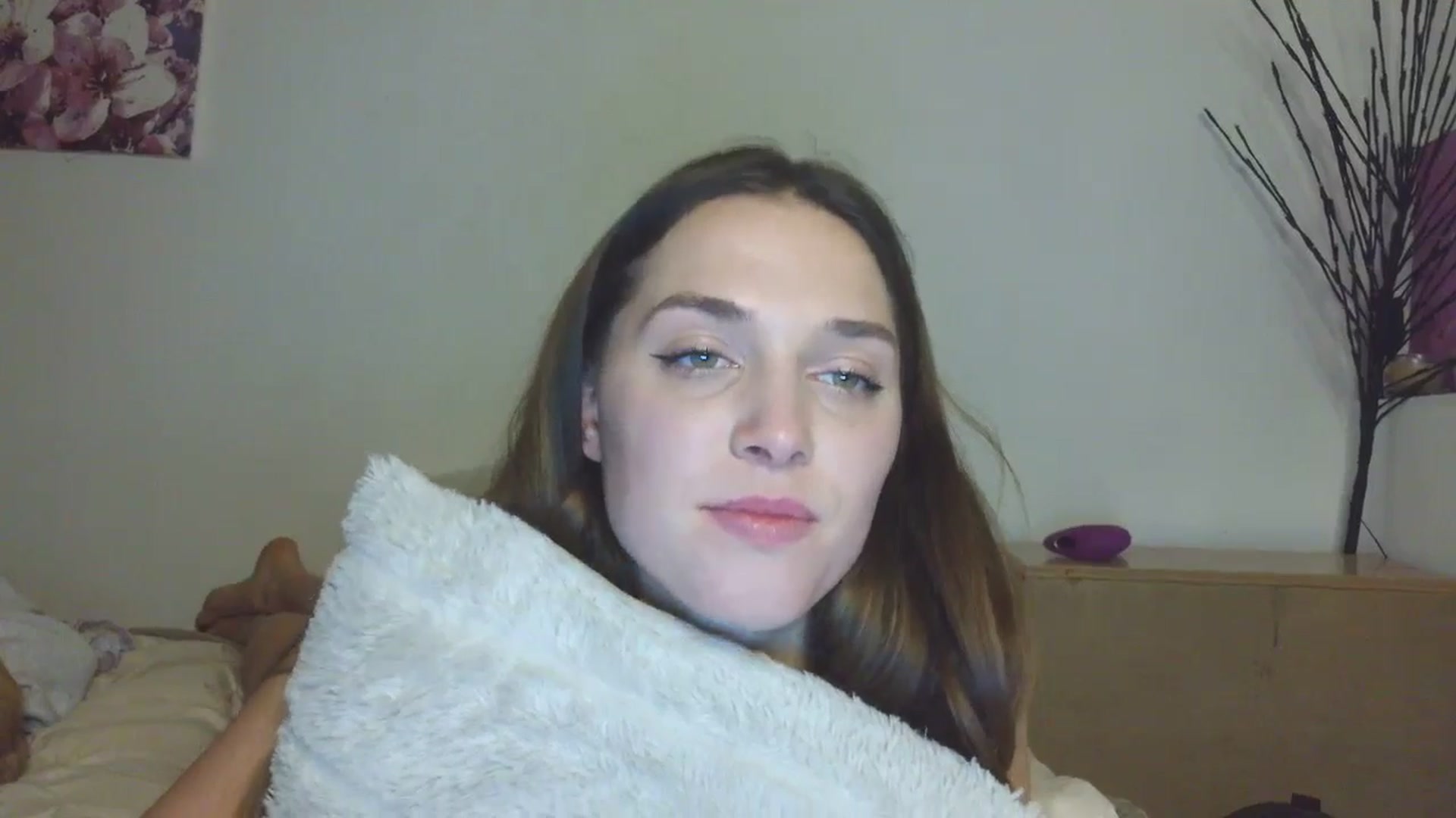 Gallery image thumbnail from HaleyReed's myfreecams stream on, 02/01/2026, 18:43 image 7 of 20