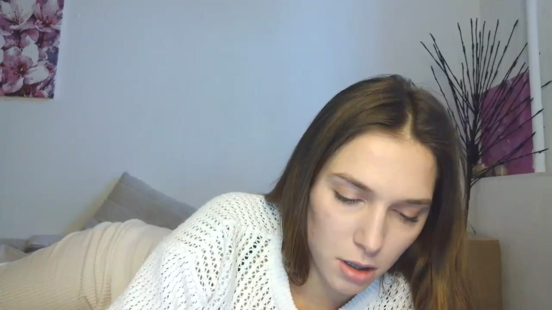 Gallery image thumbnail from HaleyReed's myfreecams stream on, 02/02/2026, 14:09 image 16 of 20