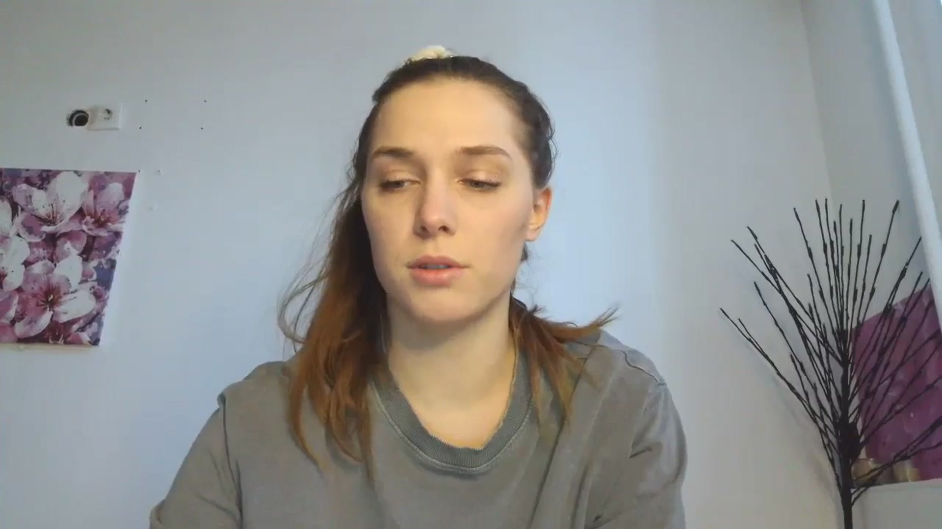 Gallery image thumbnail from HaleyReed's myfreecams stream on, 02/04/2026, 13:37 image 12 of 20
