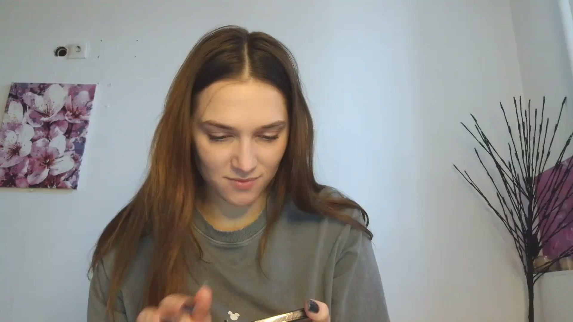 Gallery image thumbnail from HaleyReed's myfreecams stream on, 02/04/2026, 13:37 image 6 of 20