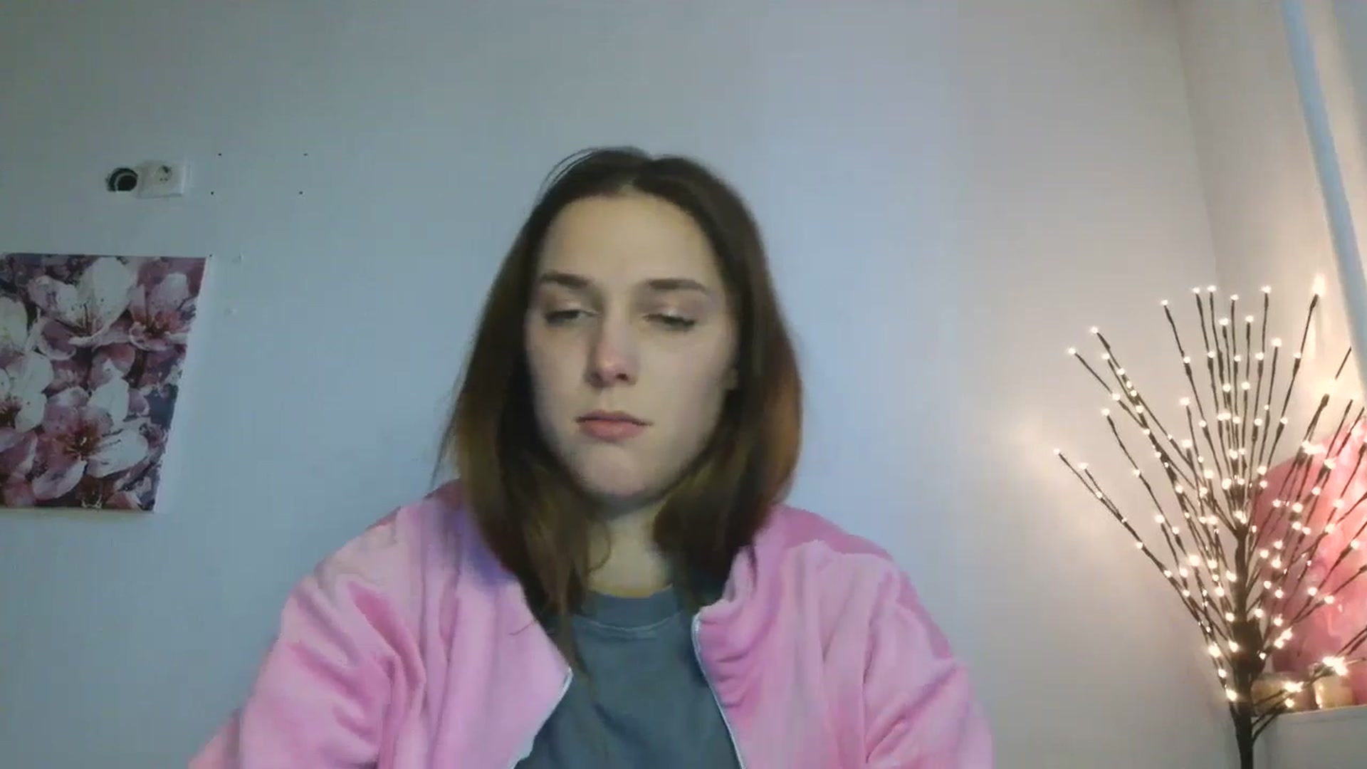 Gallery image thumbnail from HaleyReed's myfreecams stream on, 02/04/2026, 14:41 image 2 of 20