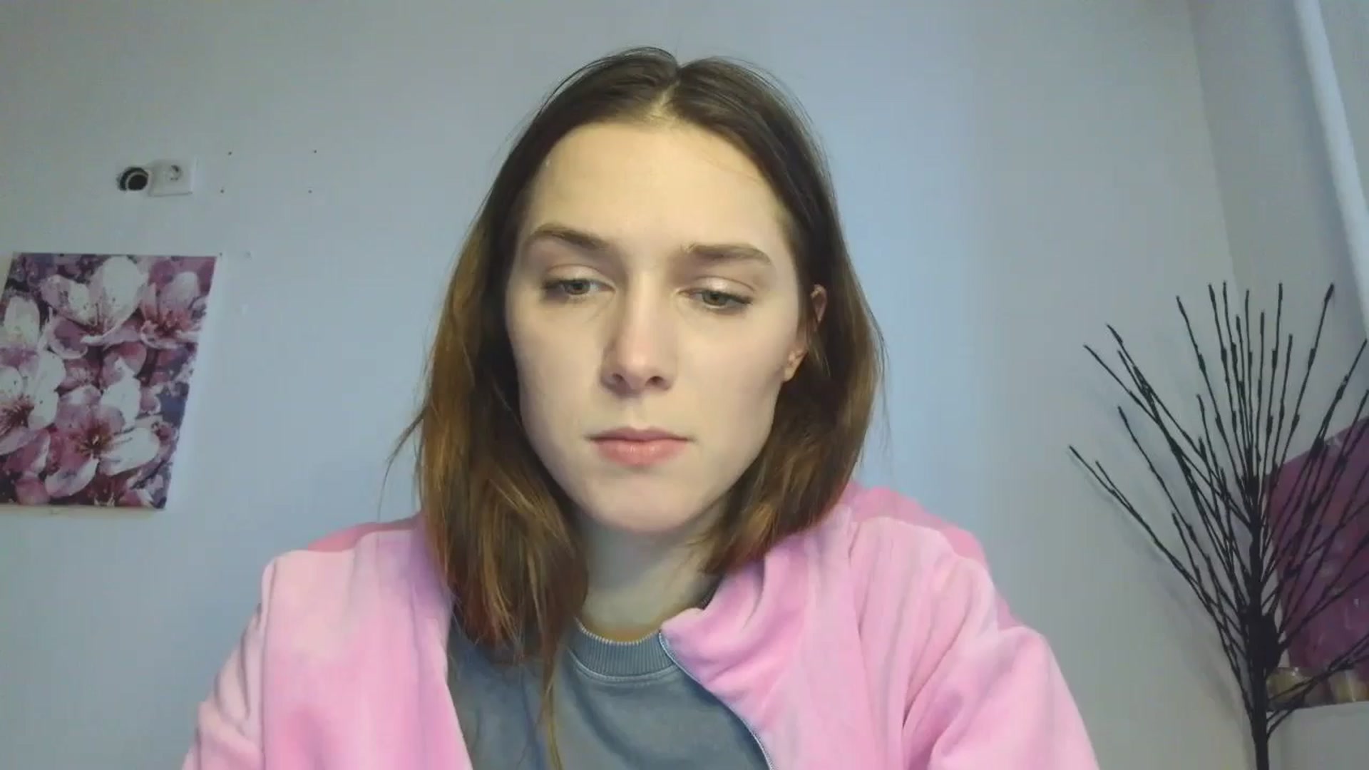 Gallery image thumbnail from HaleyReed's myfreecams stream on, 02/04/2026, 14:41 image 1 of 20