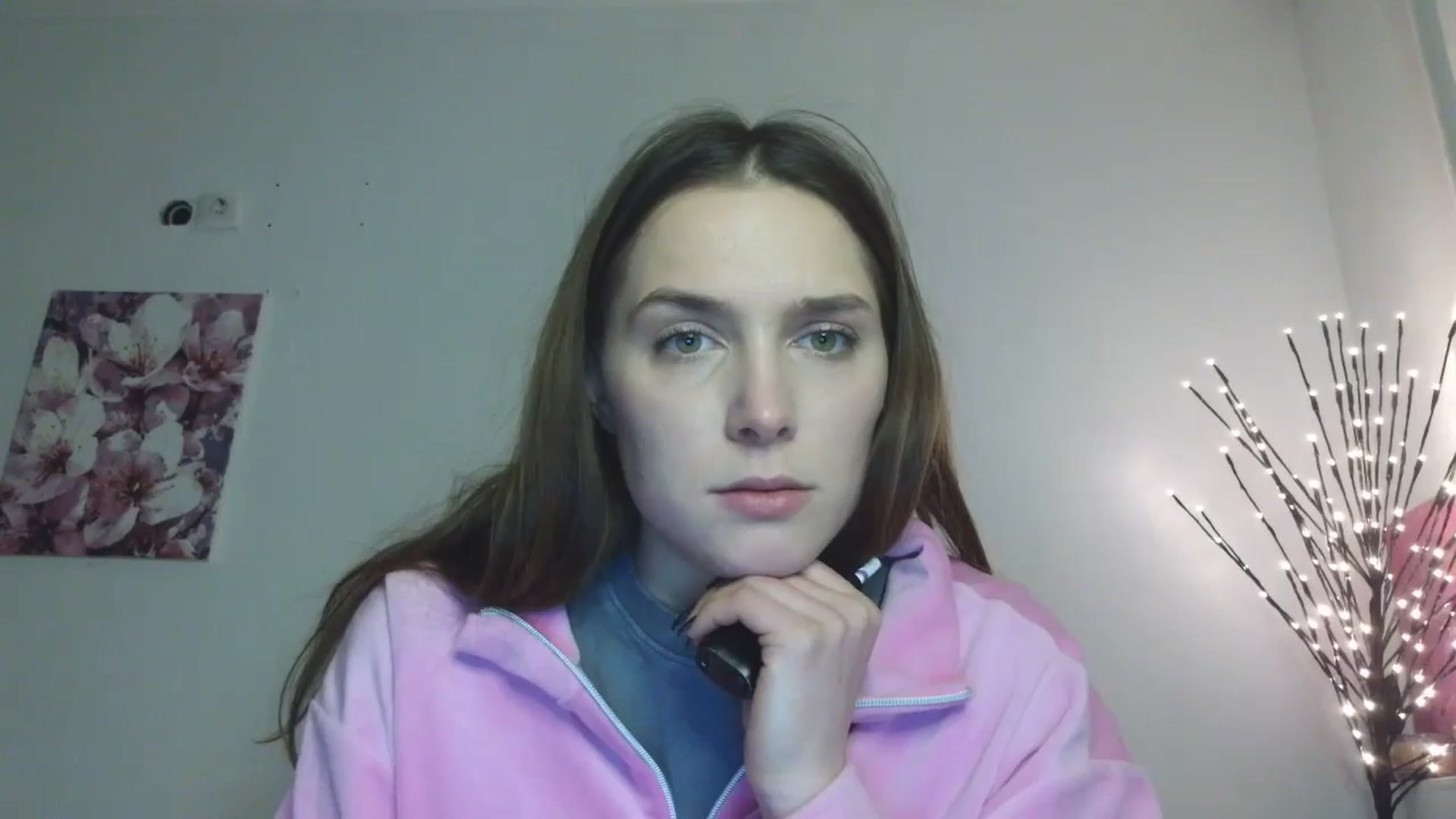 Gallery image thumbnail from HaleyReed's myfreecams stream on, 02/04/2026, 15:56 image 2 of 20