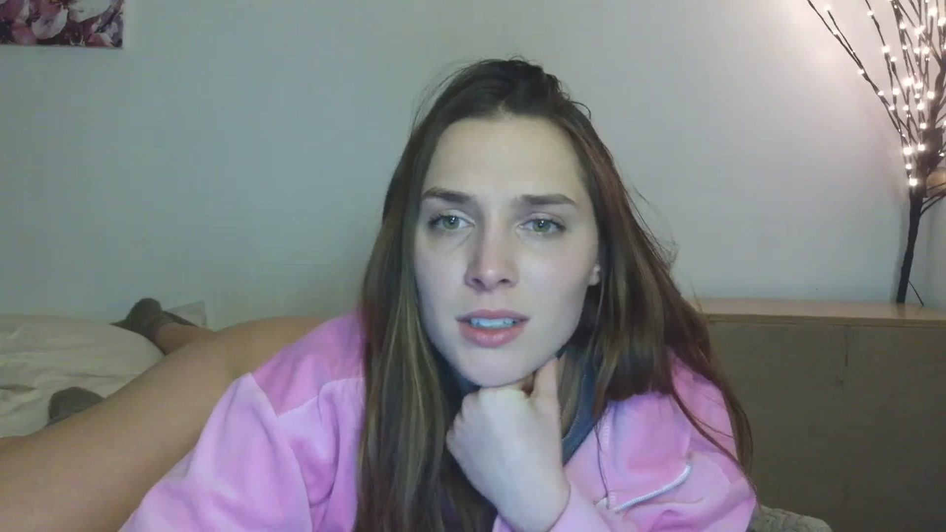 Gallery image thumbnail from HaleyReed's myfreecams stream on, 02/04/2026, 15:56 image 12 of 20