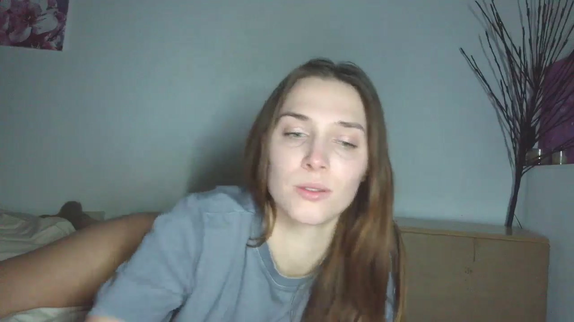 Gallery image thumbnail from HaleyReed's myfreecams stream on, 02/04/2026, 17:08 image 6 of 20
