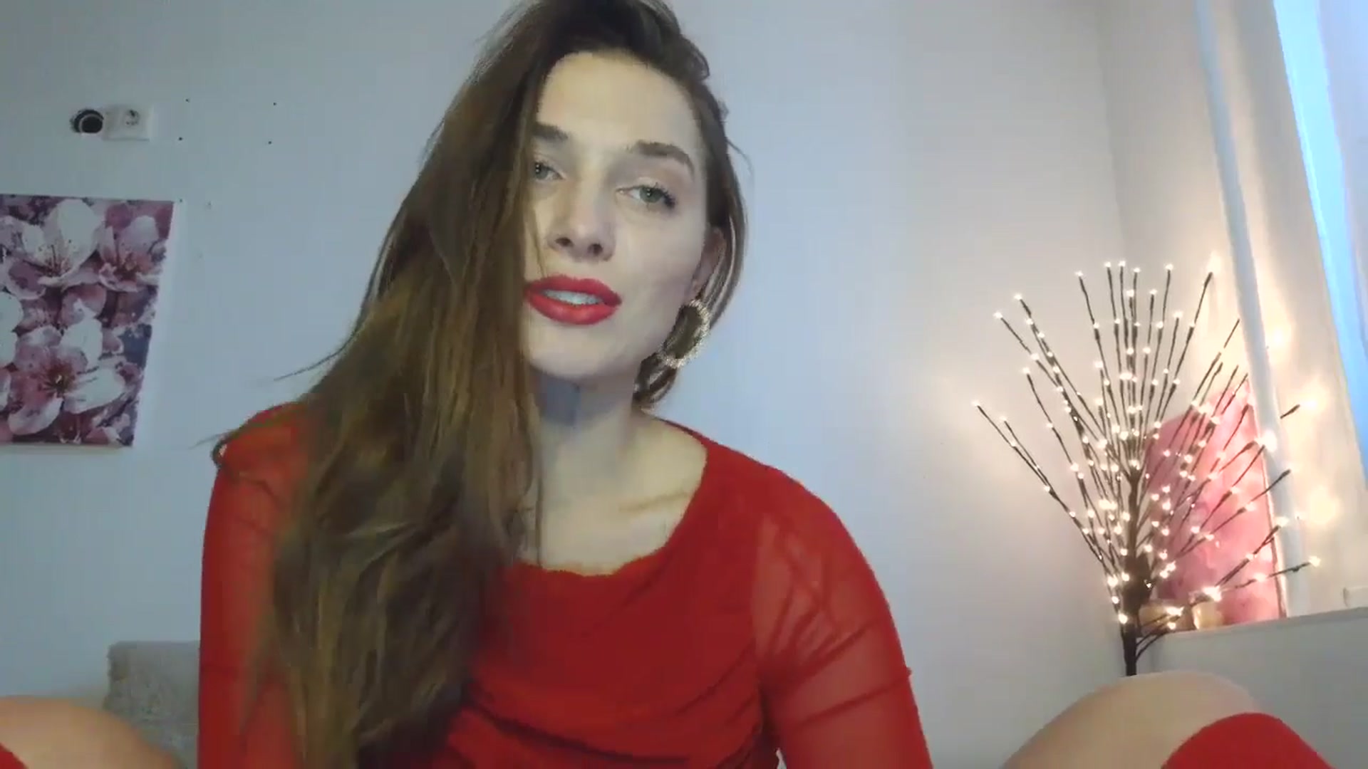 Gallery image thumbnail from HaleyReed's myfreecams stream on, 02/05/2026, 14:00 image 2 of 20