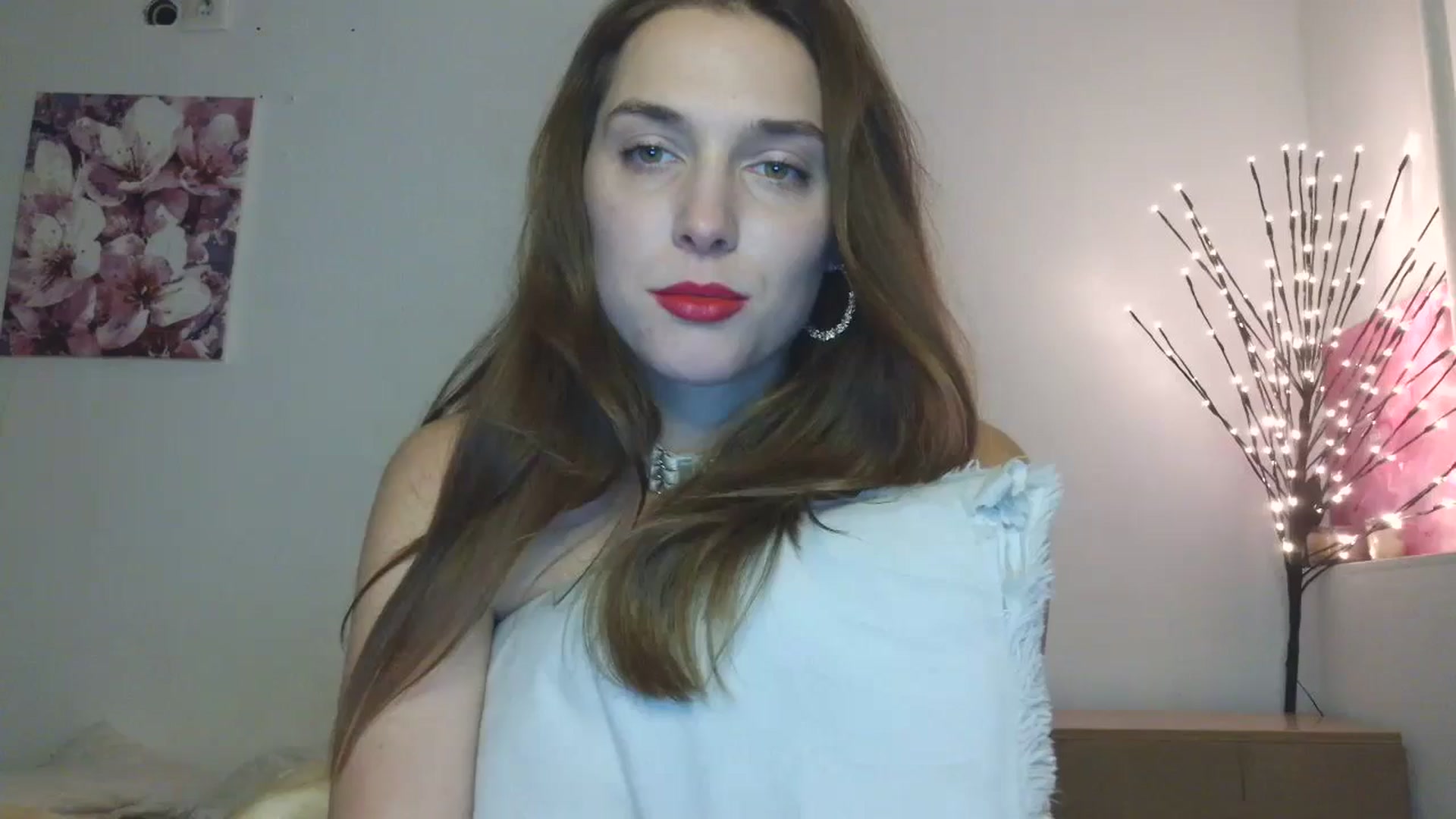 Gallery image thumbnail from HaleyReed's myfreecams stream on, 02/05/2026, 17:54 image 13 of 20