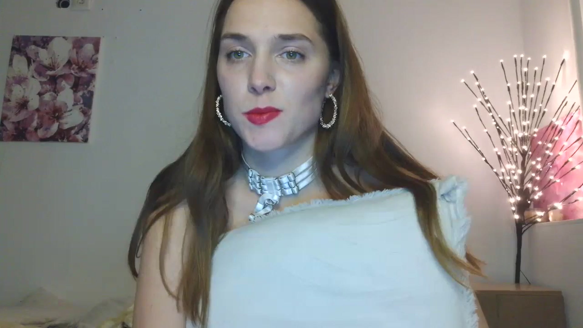 Gallery image thumbnail from HaleyReed's myfreecams stream on, 02/05/2026, 17:54 image 17 of 20
