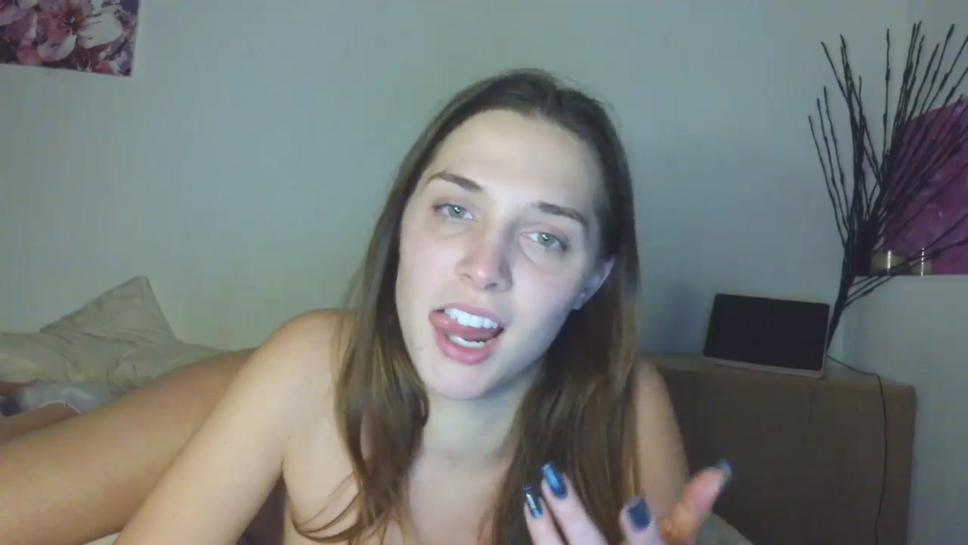 Gallery image thumbnail from HaleyReed's myfreecams stream on, 02/06/2026, 15:20 image 12 of 20