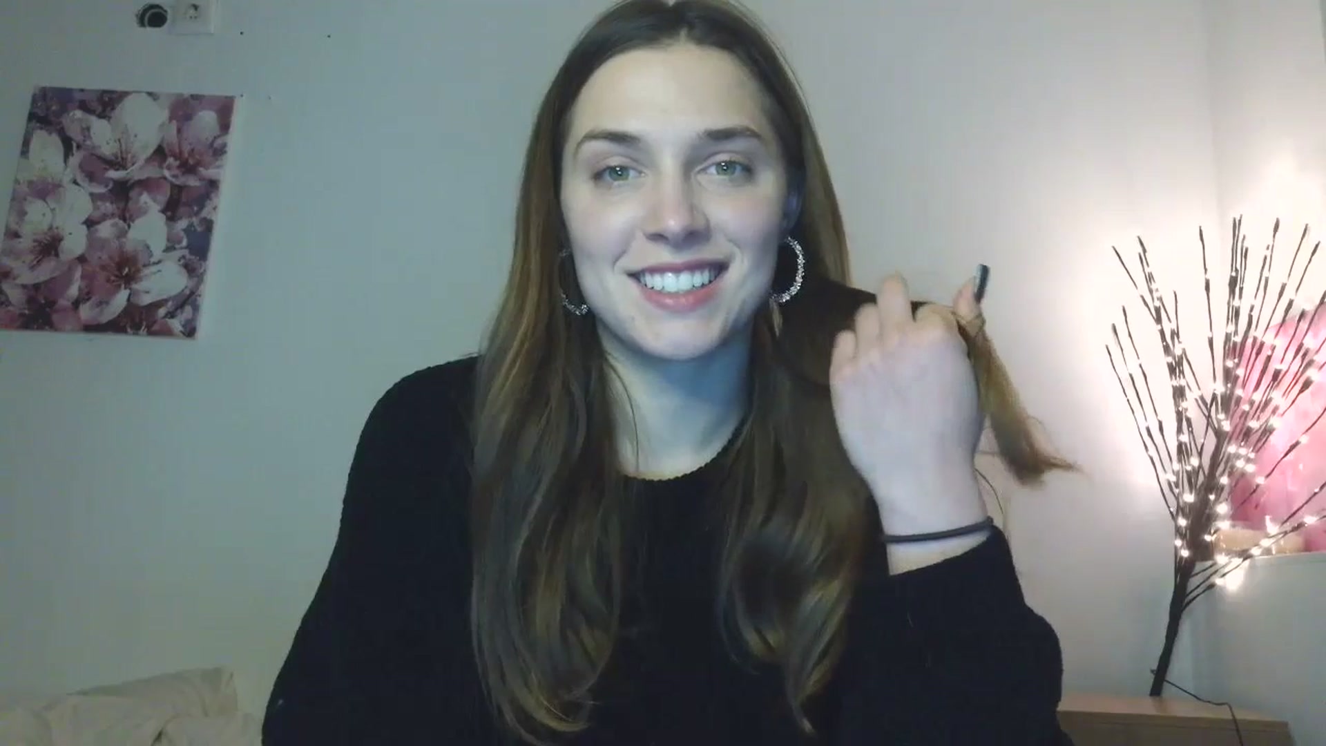 Gallery image thumbnail from HaleyReed's myfreecams stream on, 02/06/2026, 19:03 image 16 of 20