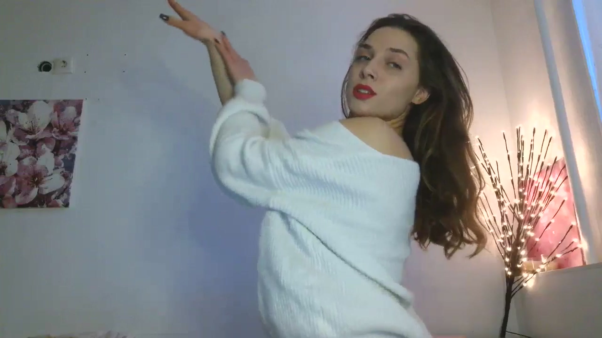 Gallery image thumbnail from HaleyReed's myfreecams stream on, 02/08/2026, 14:31 image 8 of 20