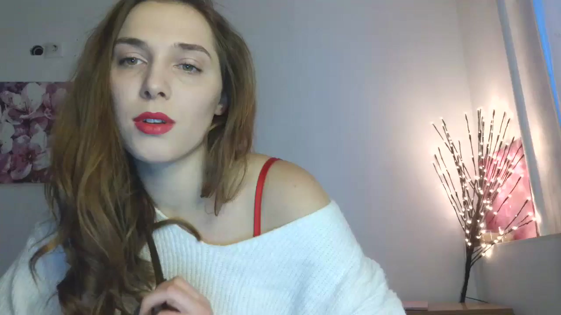 Gallery image thumbnail from HaleyReed's myfreecams stream on, 02/08/2026, 14:31 image 15 of 20