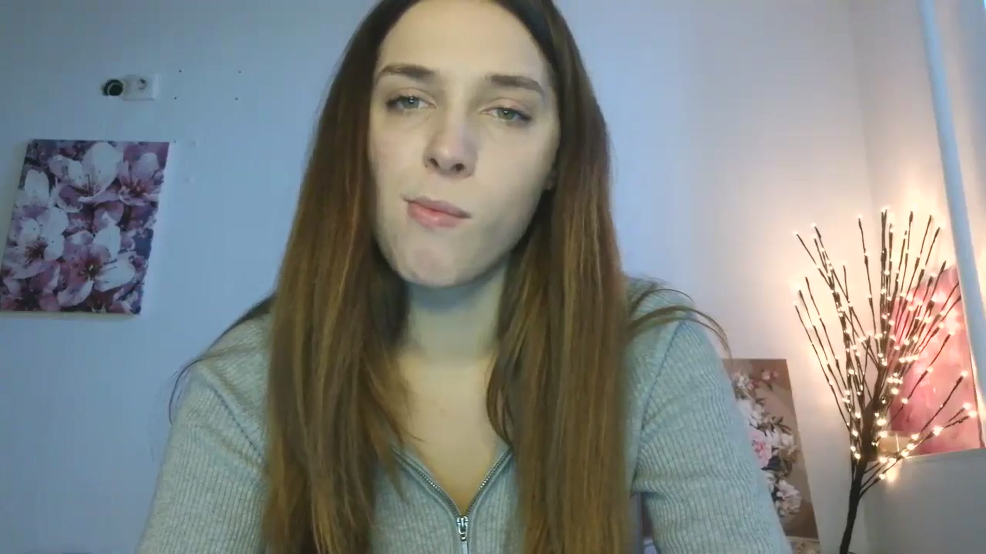 Gallery image thumbnail from HaleyReed's myfreecams stream on, 02/09/2026, 13:56 image 14 of 20