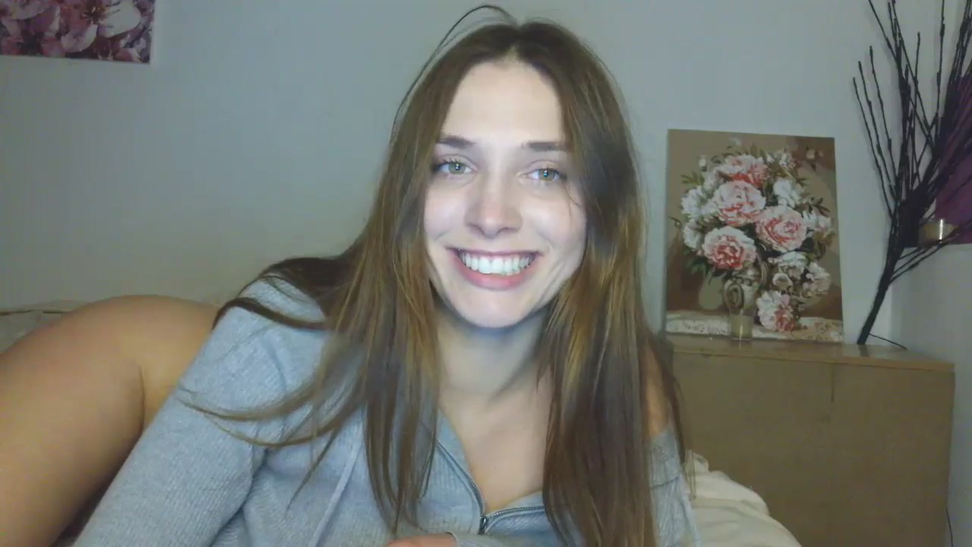 Gallery image thumbnail from HaleyReed's myfreecams stream on, 02/09/2026, 15:15 image 6 of 20
