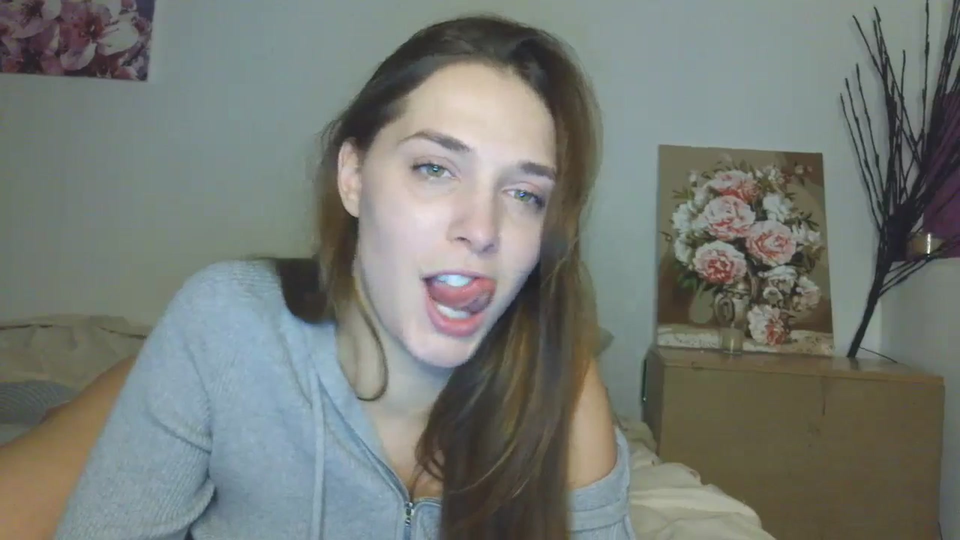 Gallery image thumbnail from HaleyReed's myfreecams stream on, 02/09/2026, 15:15 image 12 of 20