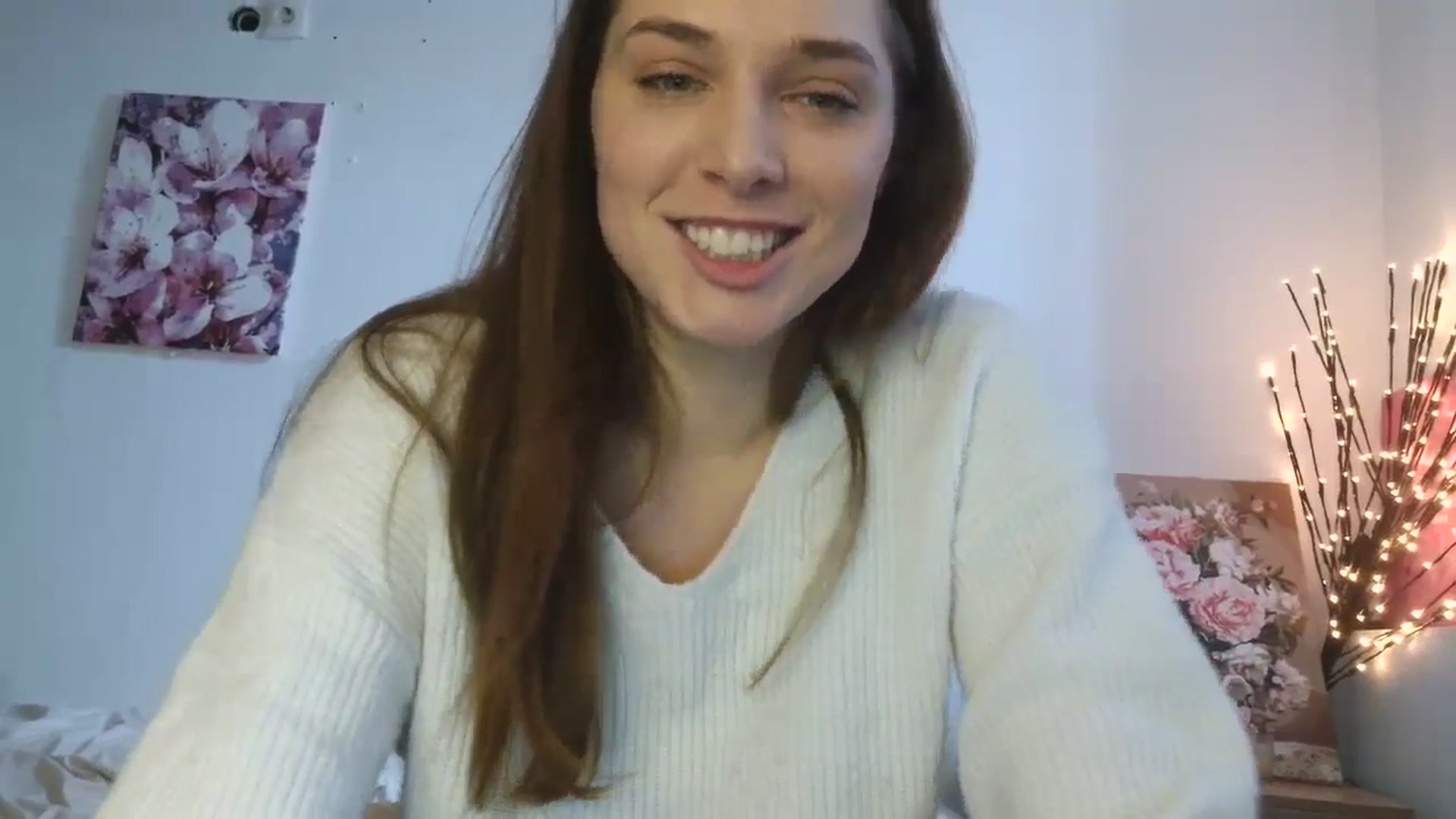 Gallery image thumbnail from HaleyReed's myfreecams stream on, 02/11/2026, 10:54 image 16 of 20