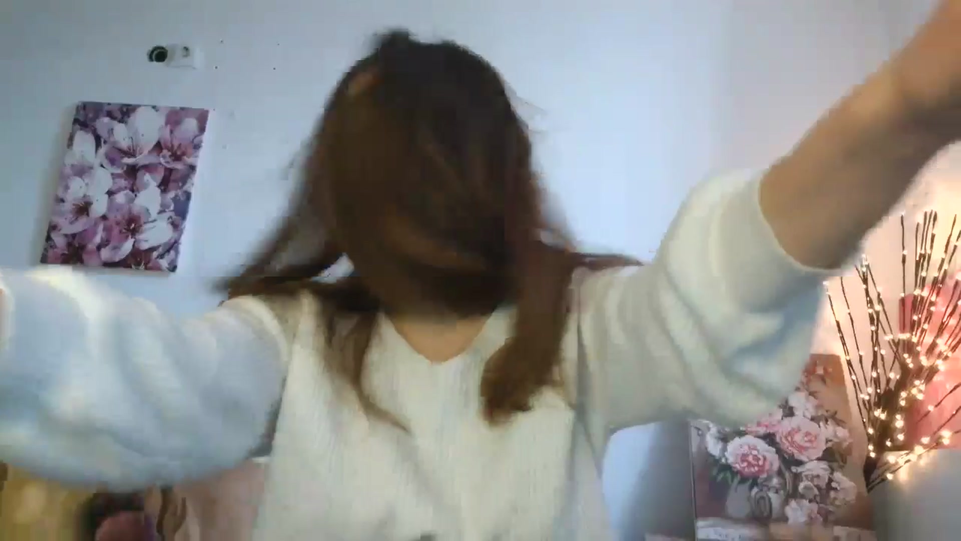 Gallery image thumbnail from HaleyReed's myfreecams stream on, 02/11/2026, 10:54 image 8 of 20