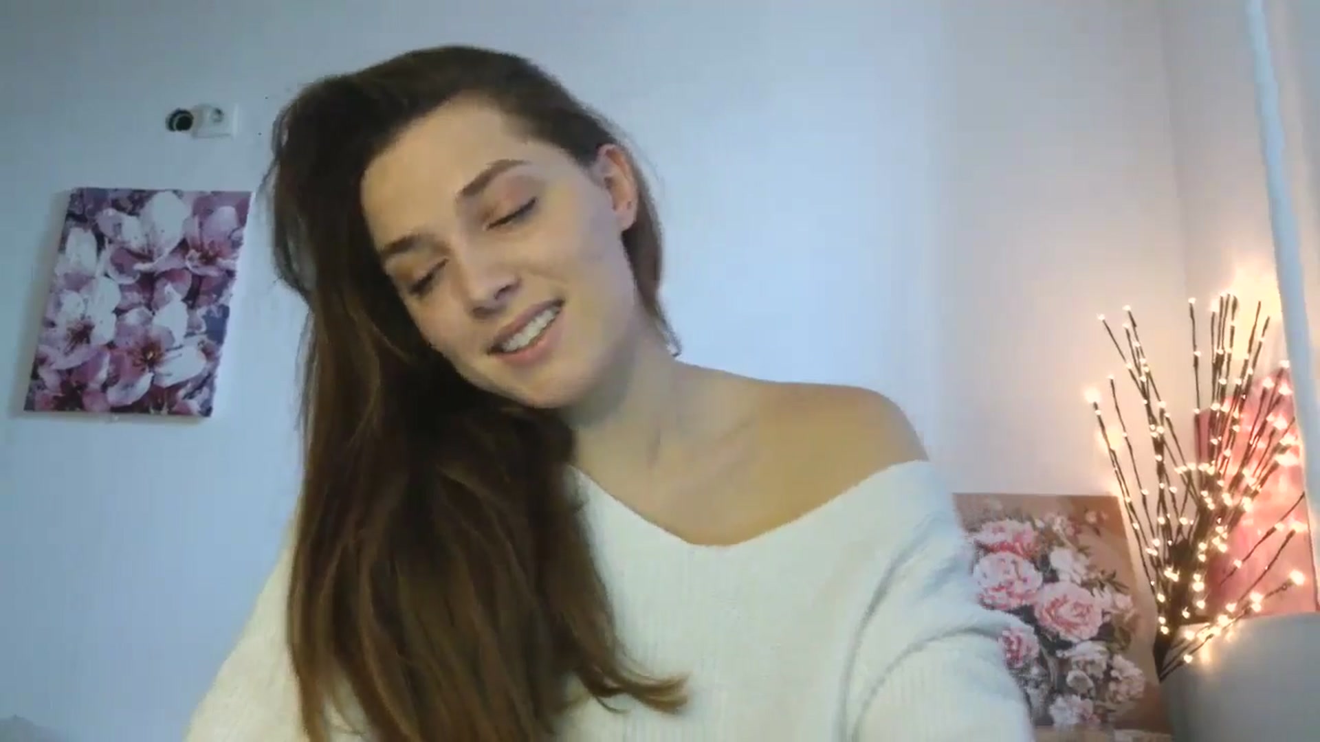 Gallery image thumbnail from HaleyReed's myfreecams stream on, 02/11/2026, 11:23 image 16 of 20