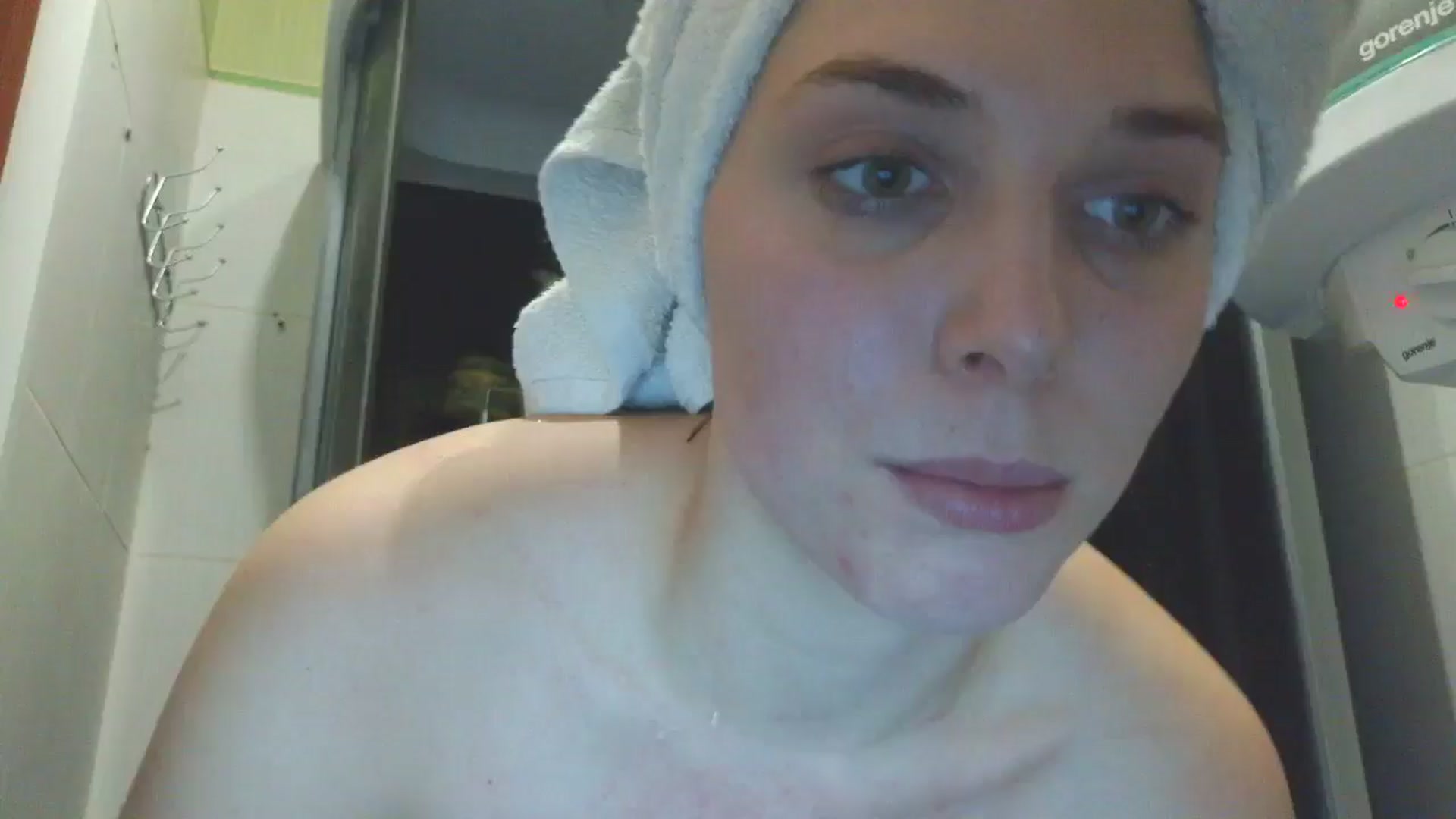 Gallery image thumbnail from HaleyReed's myfreecams stream on, 02/11/2026, 16:22 image 15 of 20