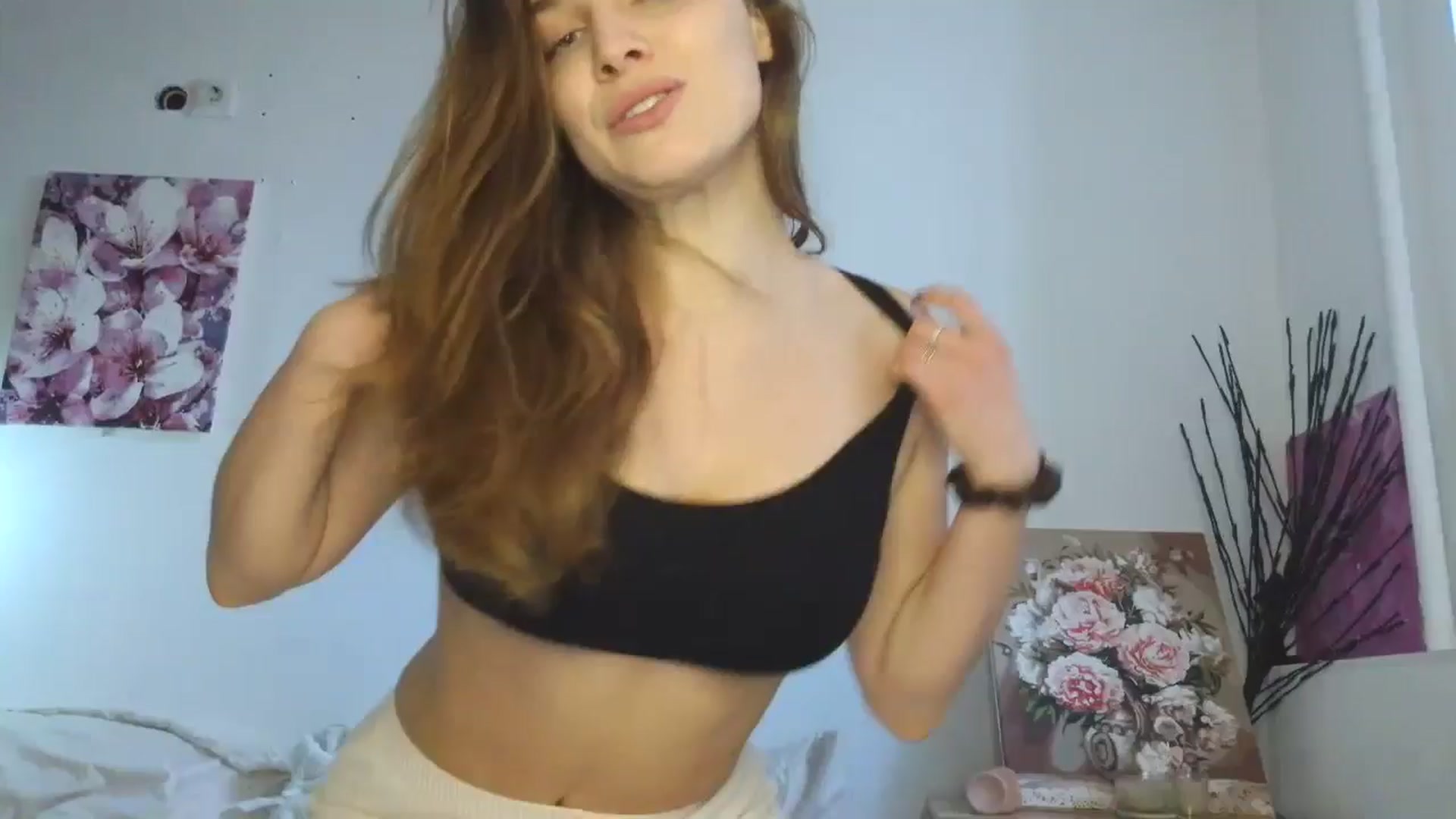 Gallery image thumbnail from HaleyReed's myfreecams stream on, 02/12/2026, 11:55 image 14 of 20