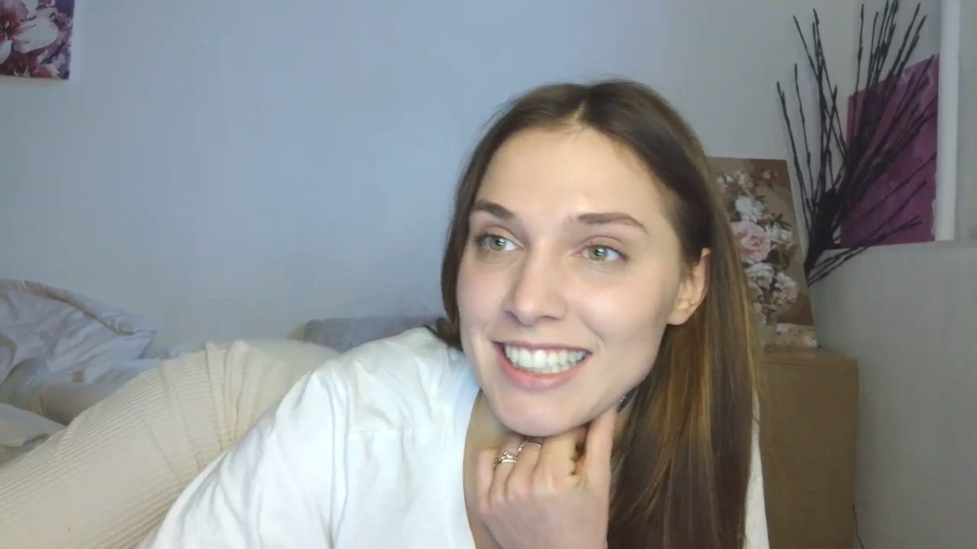 Gallery image thumbnail from HaleyReed's myfreecams stream on, 02/12/2026, 13:35 image 16 of 20