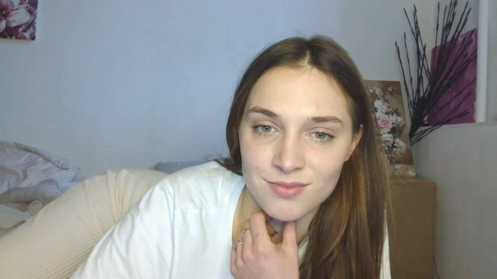 Gallery image thumbnail from HaleyReed's myfreecams stream on, 02/12/2026, 13:35 image 15 of 20