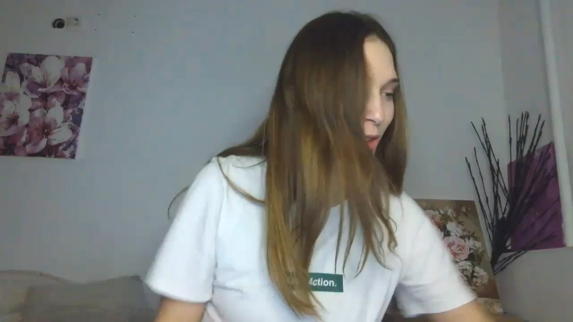 Gallery image thumbnail from HaleyReed's myfreecams stream on, 02/12/2026, 15:04 image 1 of 20