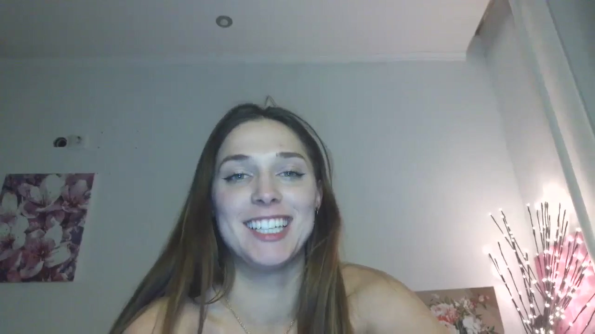 Gallery image thumbnail from HaleyReed's myfreecams stream on, 02/15/2026, 18:38 image 13 of 20