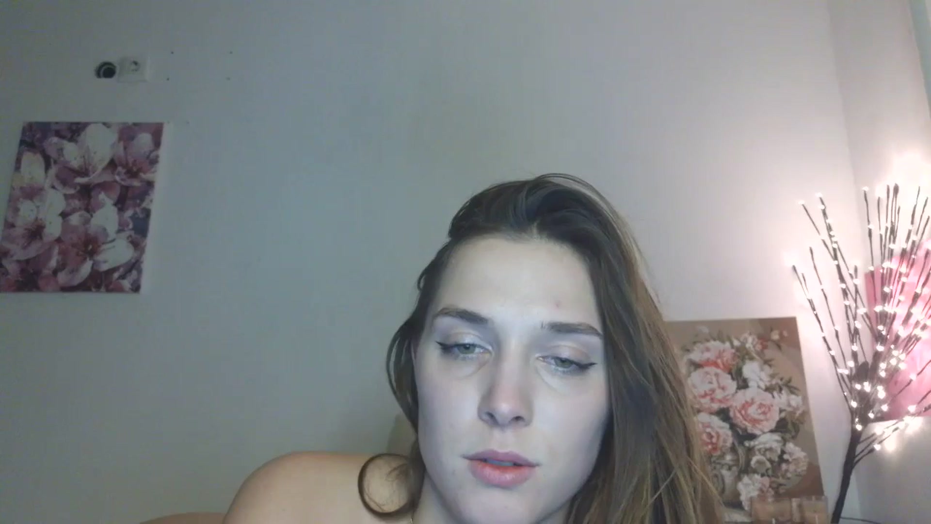 Gallery image thumbnail from HaleyReed's myfreecams stream on, 02/15/2026, 18:38 image 10 of 20