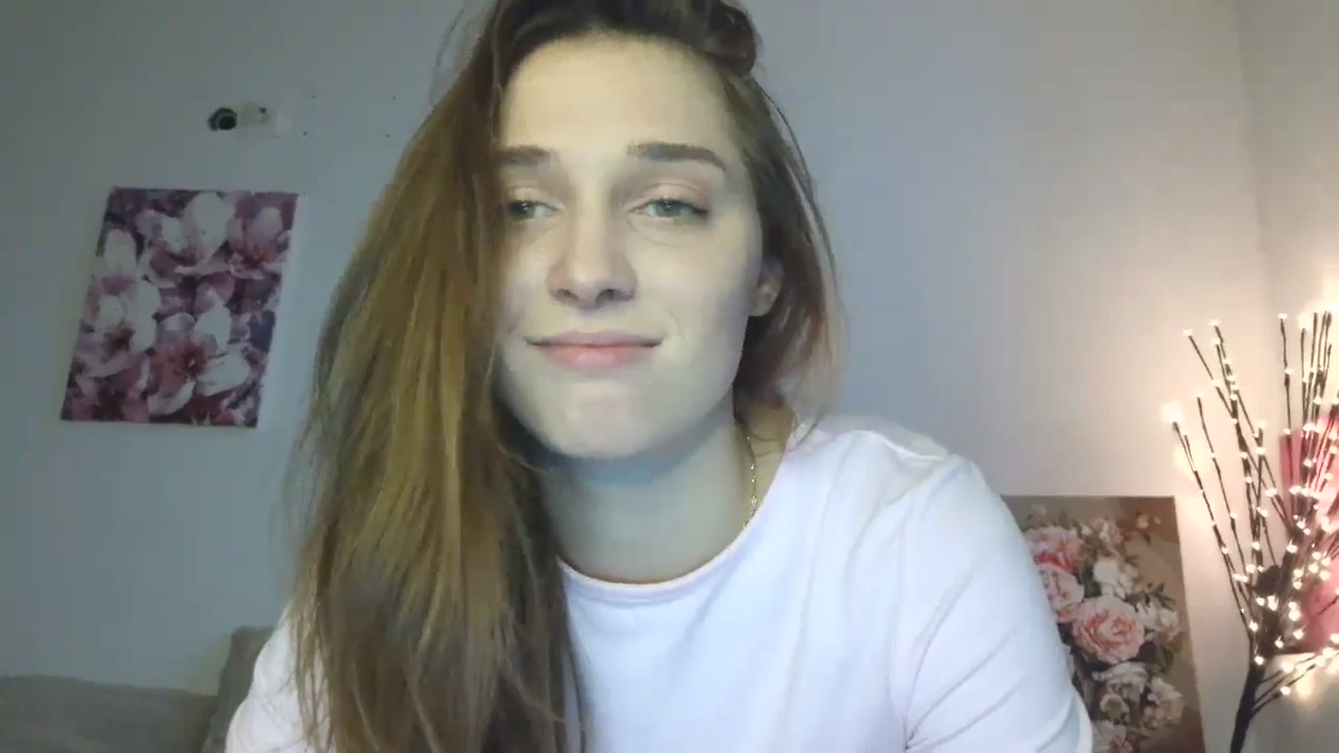 Gallery image thumbnail from HaleyReed's myfreecams stream on, 02/16/2026, 14:19 image 9 of 20