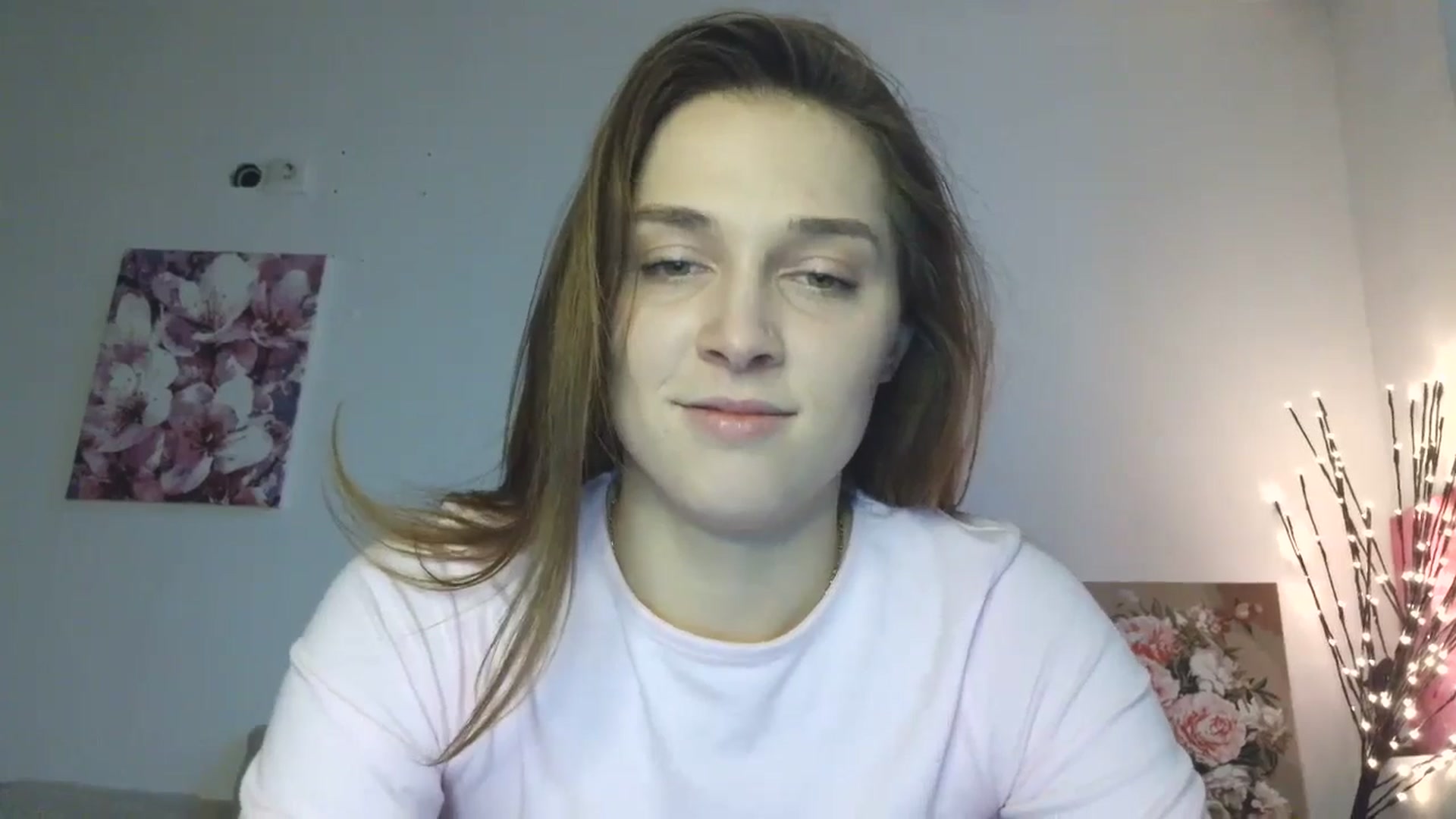 Gallery image thumbnail from HaleyReed's myfreecams stream on, 02/16/2026, 14:19 image 17 of 20