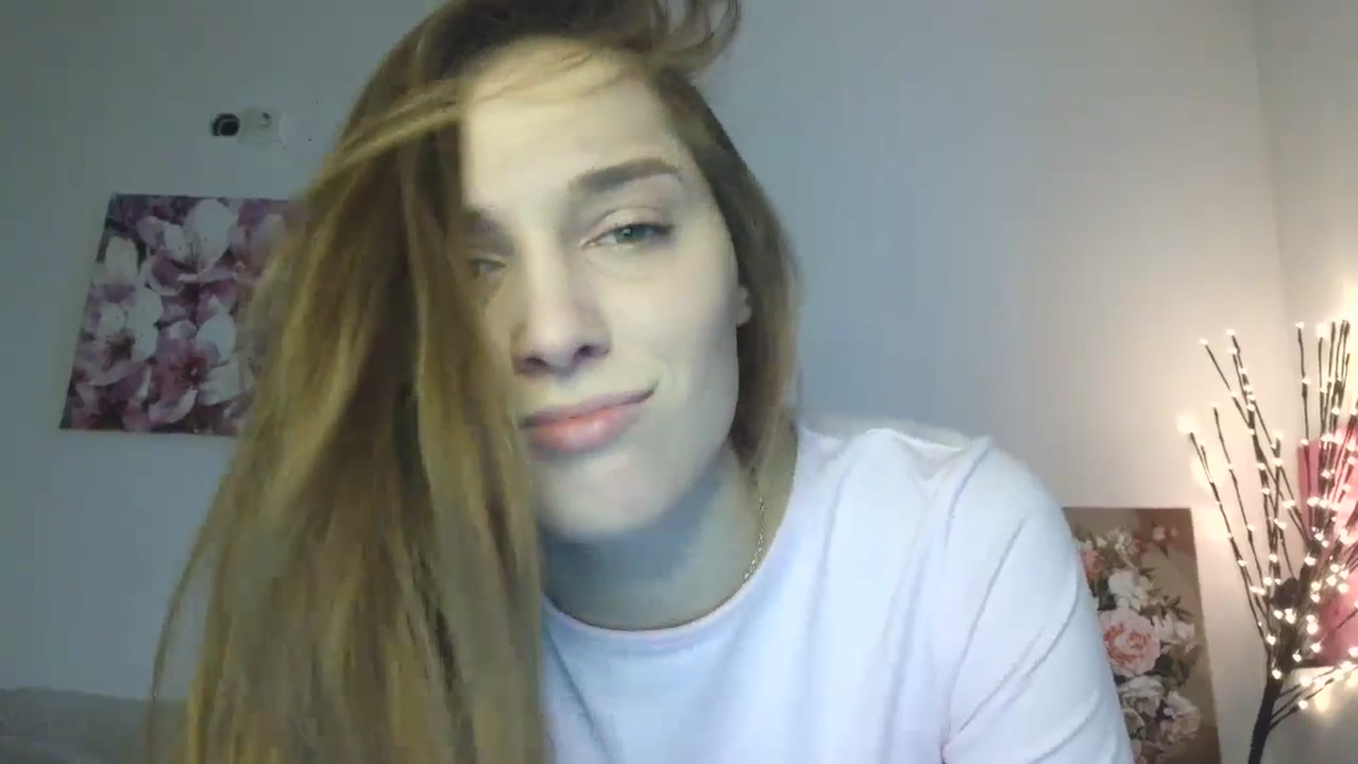 Gallery image thumbnail from HaleyReed's myfreecams stream on, 02/16/2026, 14:19 image 6 of 20