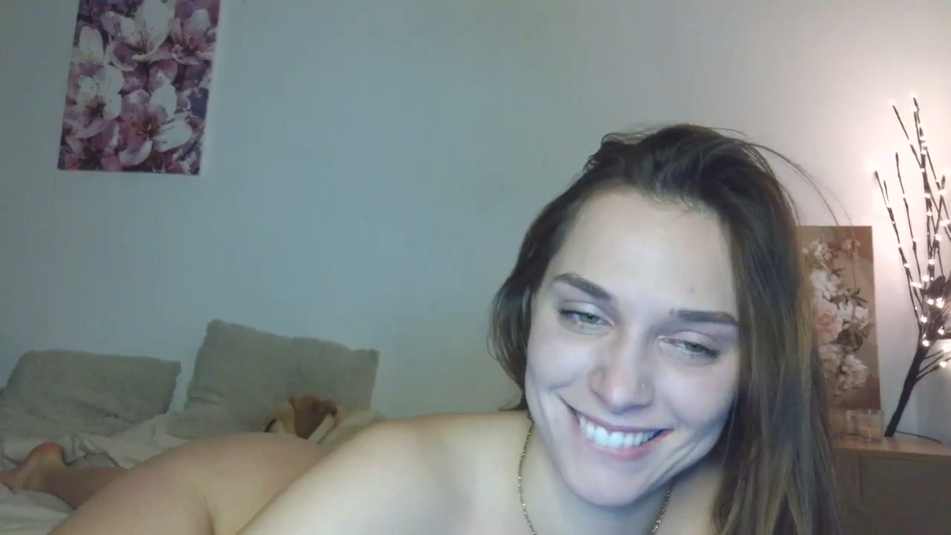 Gallery image thumbnail from HaleyReed's myfreecams stream on, 02/16/2026, 15:50 image 16 of 20