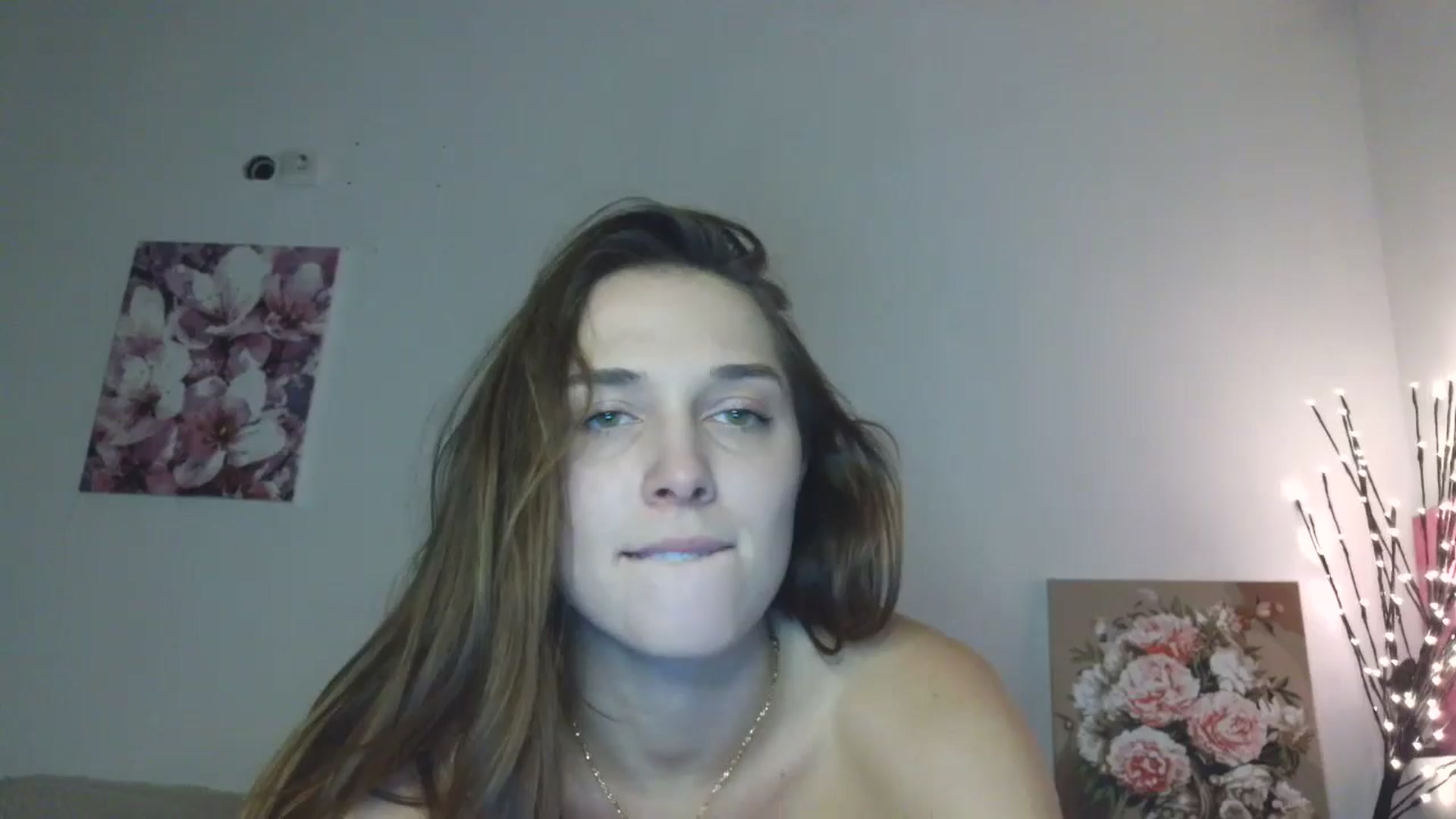 Gallery image thumbnail from HaleyReed's myfreecams stream on, 02/16/2026, 15:50 image 7 of 20