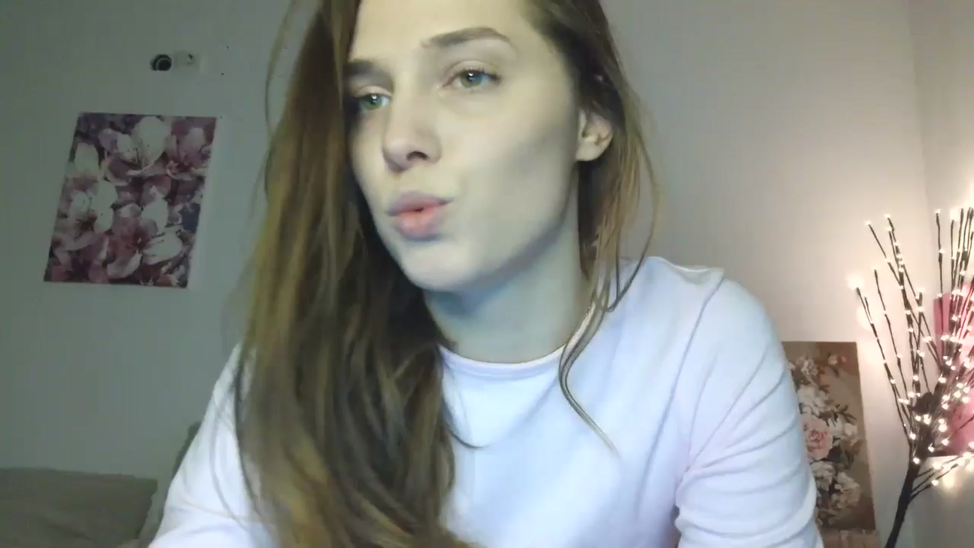 Gallery image thumbnail from HaleyReed's myfreecams stream on, 02/16/2026, 15:50 image 1 of 20