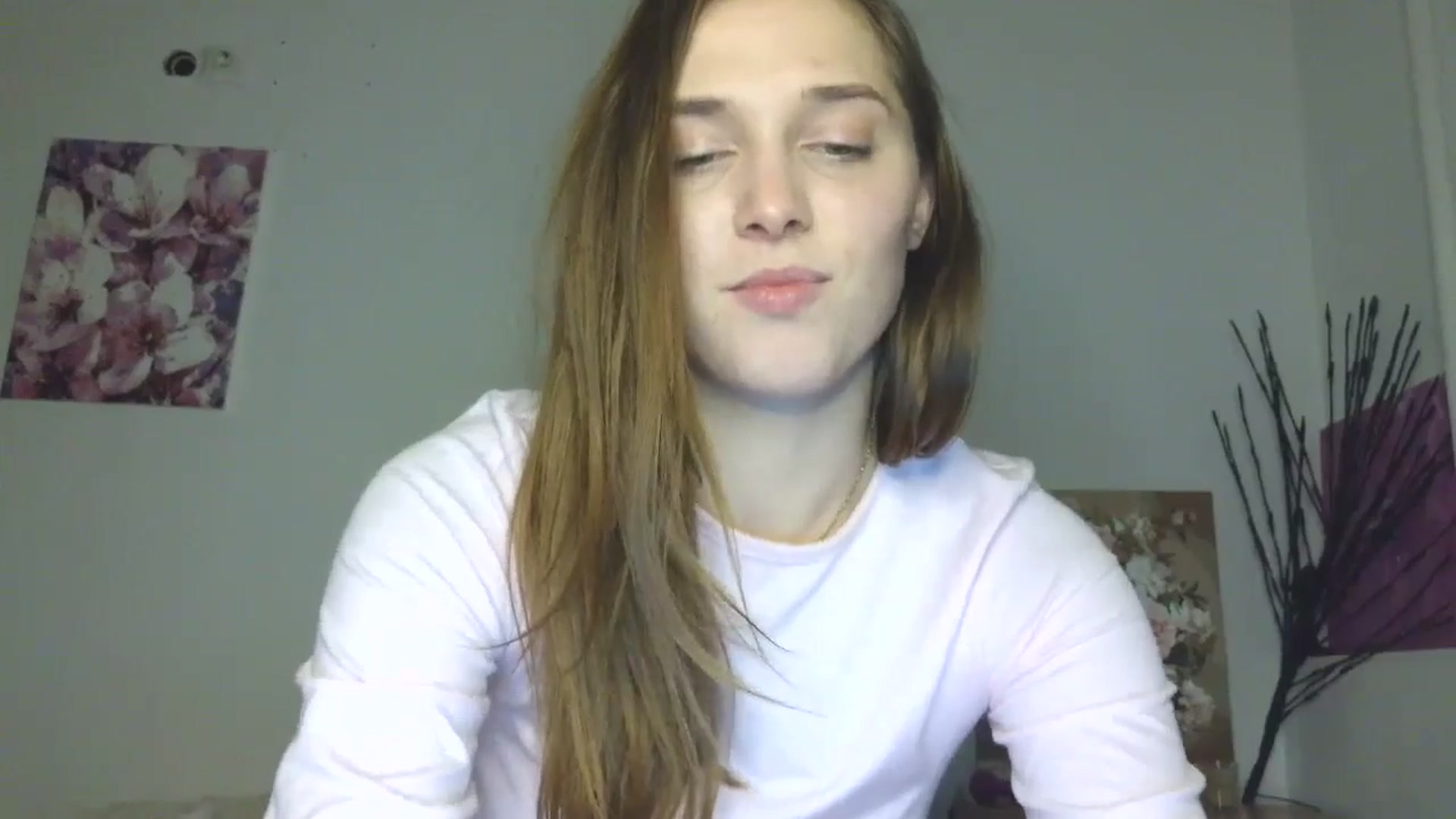 Gallery image thumbnail from HaleyReed's myfreecams stream on, 02/16/2026, 18:50 image 4 of 20