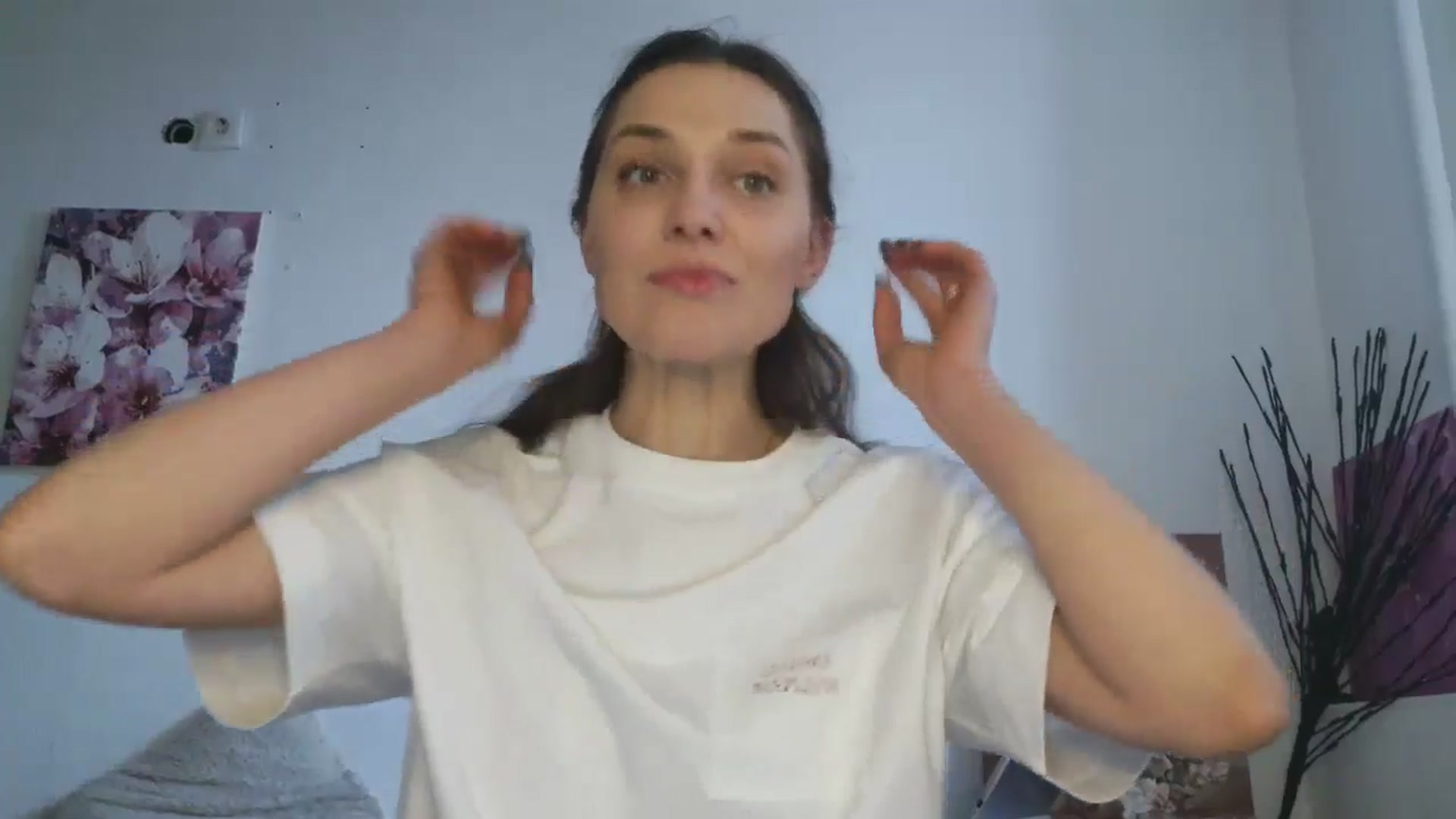 Gallery image thumbnail from HaleyReed's myfreecams stream on, 02/18/2026, 11:11 image 18 of 20