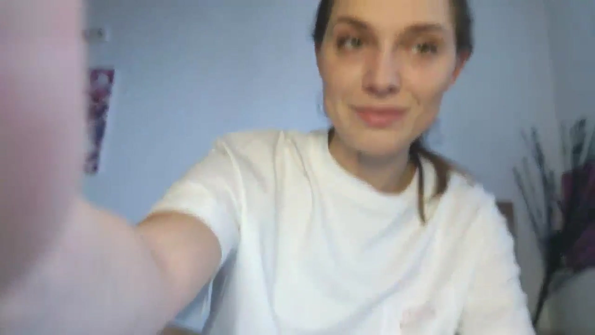 Gallery image thumbnail from HaleyReed's myfreecams stream on, 02/18/2026, 11:11 image 3 of 20