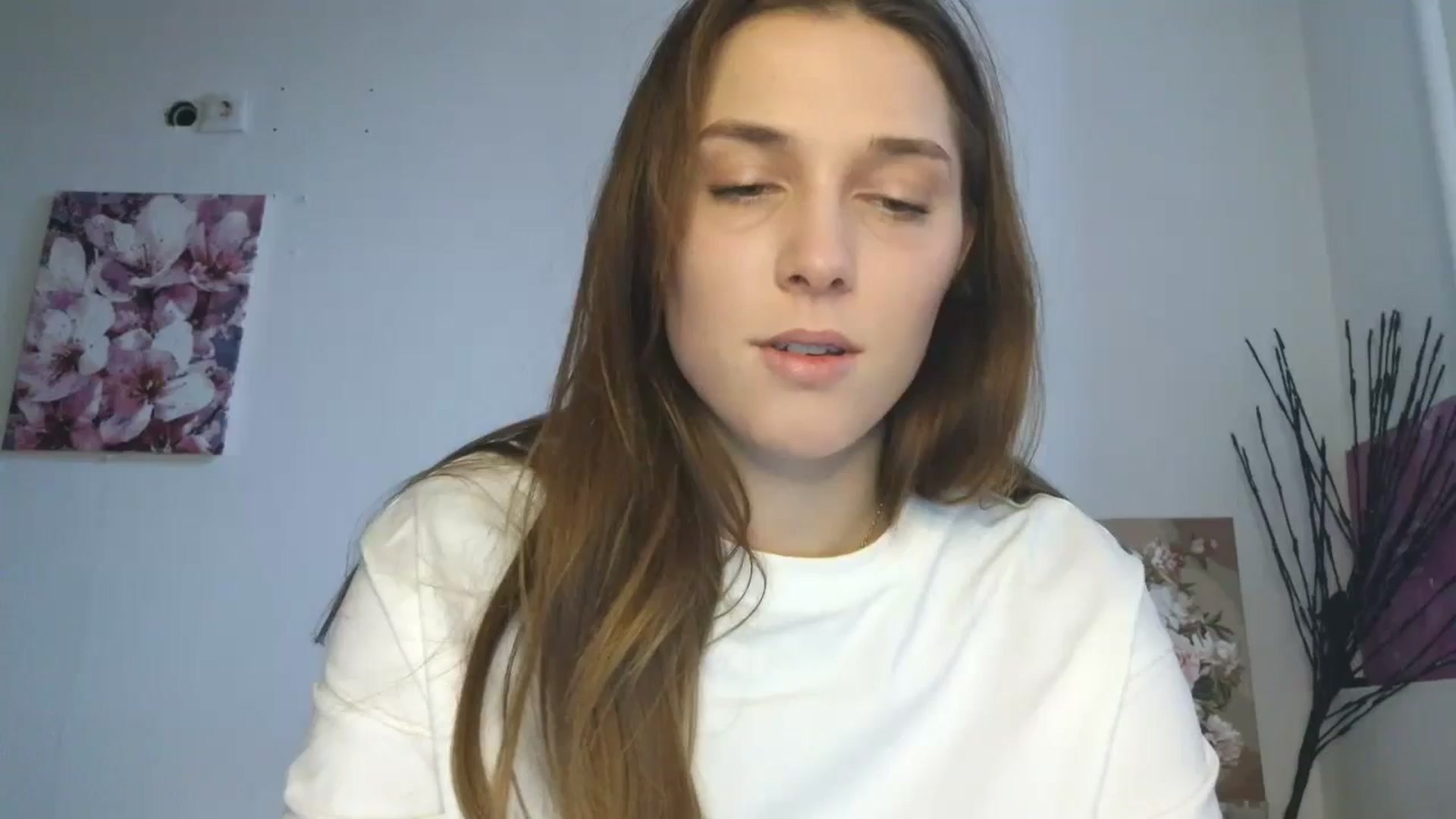 Gallery image thumbnail from HaleyReed's myfreecams stream on, 02/18/2026, 11:52 image 18 of 20