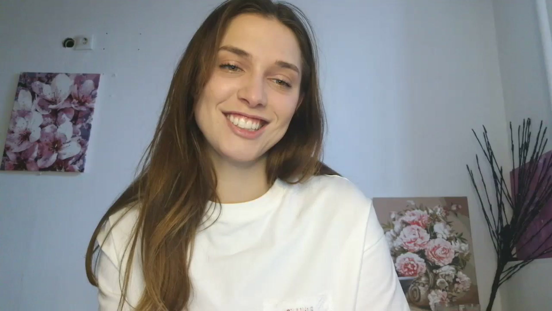 Gallery image thumbnail from HaleyReed's myfreecams stream on, 02/18/2026, 11:52 image 17 of 20