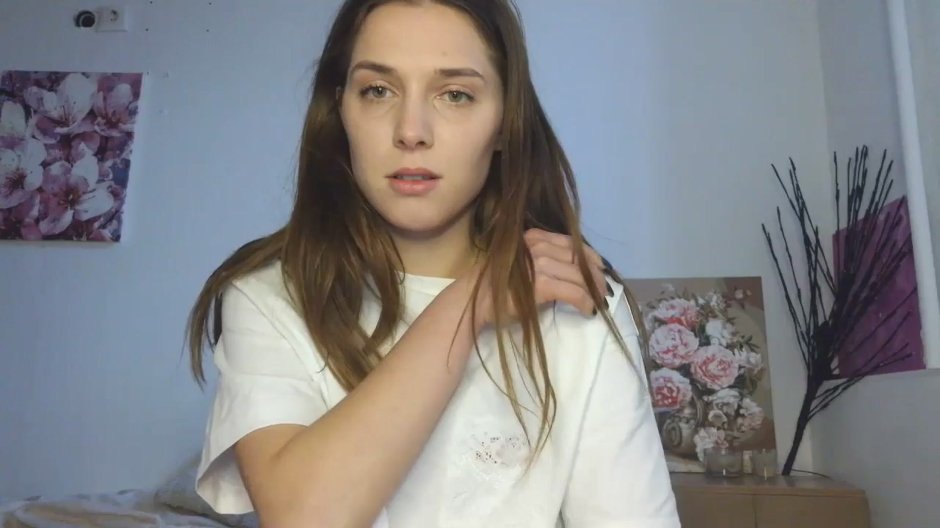 Gallery image thumbnail from HaleyReed's myfreecams stream on, 02/18/2026, 13:32 image 7 of 20