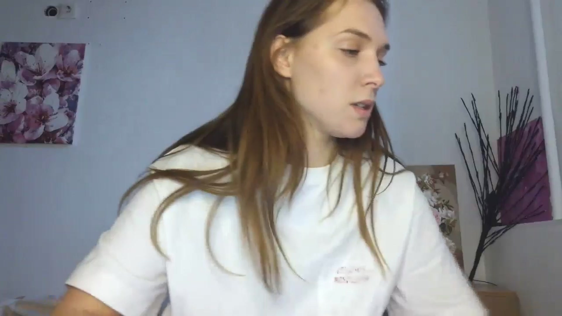 Gallery image thumbnail from HaleyReed's myfreecams stream on, 02/18/2026, 13:32 image 6 of 20